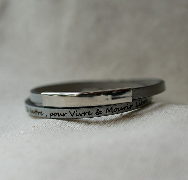 Metal bar armb&aring;nd i l&aelig;der, dobbelt tur 