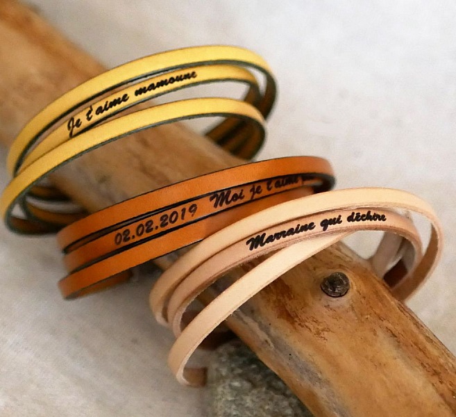 Bracelets en cuir personnalisés avec gravure sur mesure.