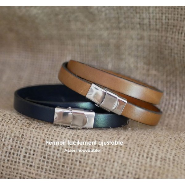 L&aelig;derarmb&aring;nd til m&aelig;nd med 4 armb&aring;nd, der kan tilpasses ved gravering