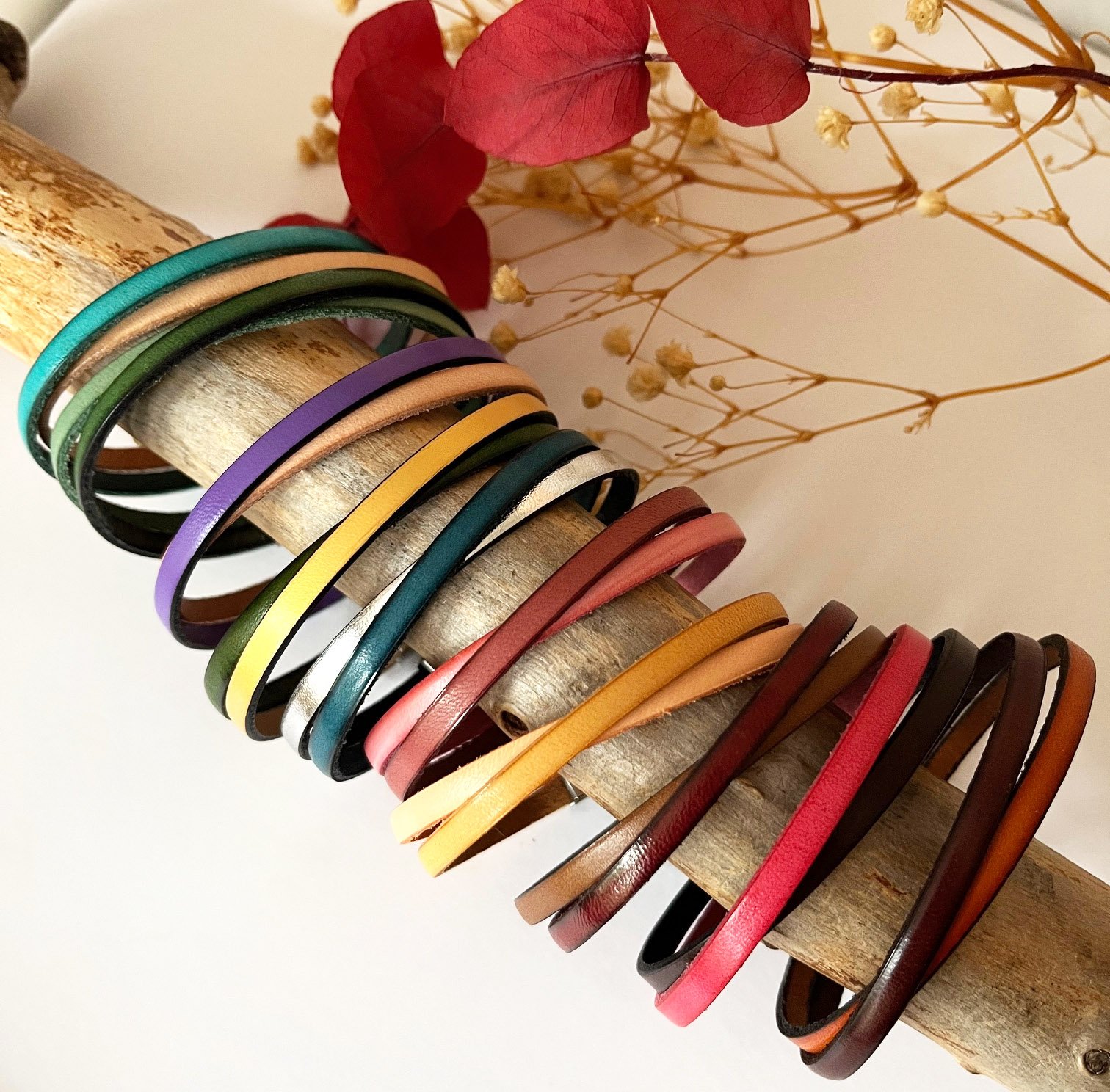 Twist l&aelig;der duo armb&aring;nd, der kan tilpasses til m&aelig;nd eller kvinder