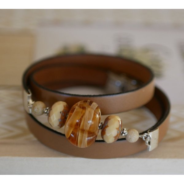 Kvinder armb&aring;nd L&aelig;der og Lampwork perler tredobbelt drejning til personlig tilpasning 