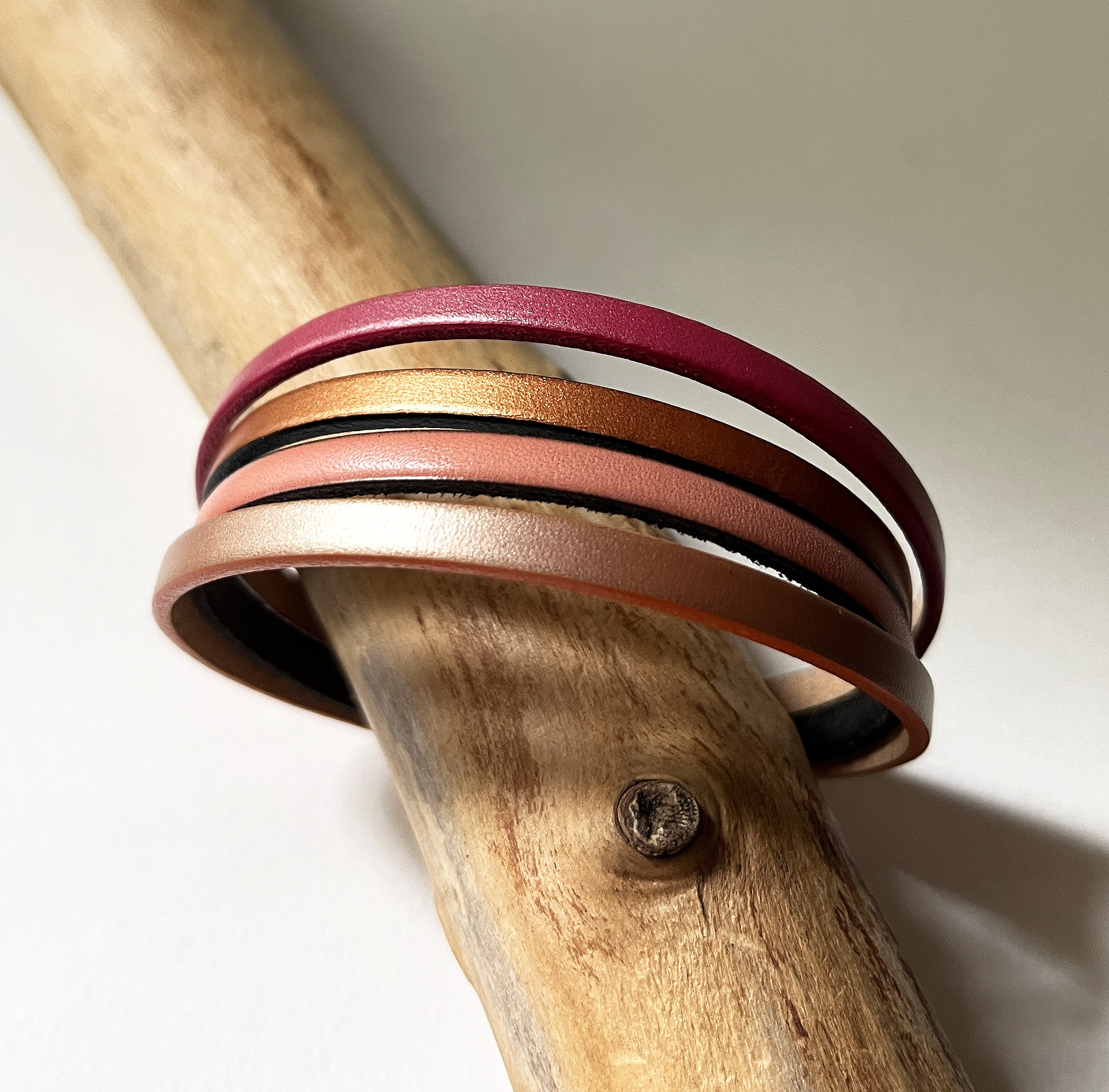 bracelet cuir 4 lacets couleurs pastels