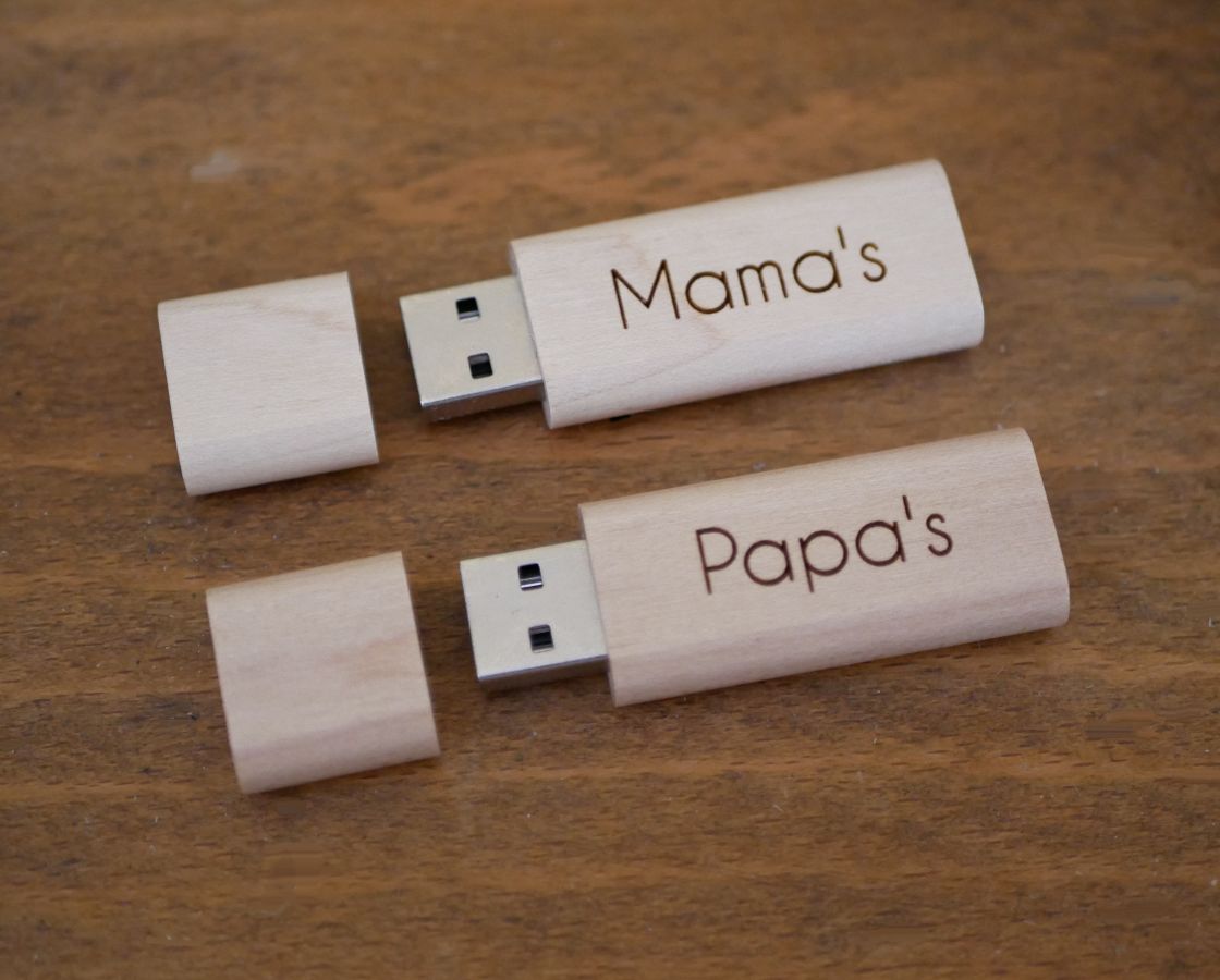 Gaveæske til mænd med graveret USB-nøgle + læderarmbånd, der kan tilpasses + macramé-nøglering 