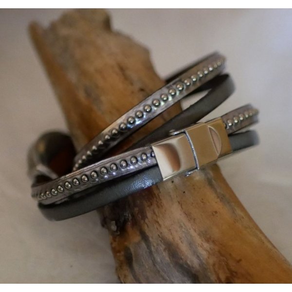 Se fors&oslash;lvet dobbelt l&aelig;derrem perler farve valg til at tilpasse 