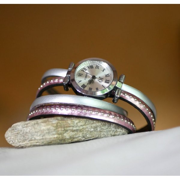 Ur med dobbelt pink metallic l&aelig;derrem, der kan personligg&oslash;res 