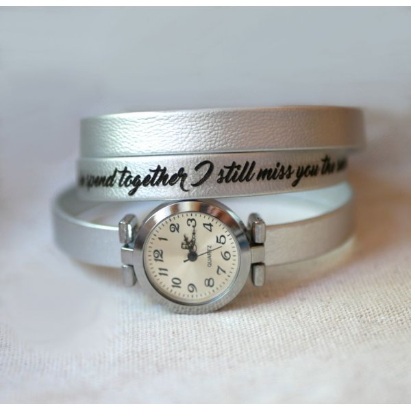 Tilpasbart multi-turn ur med s&oslash;lvfarvet urskive 