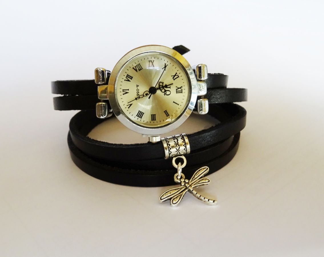 5-turn charme armbånd ur Dragonfly