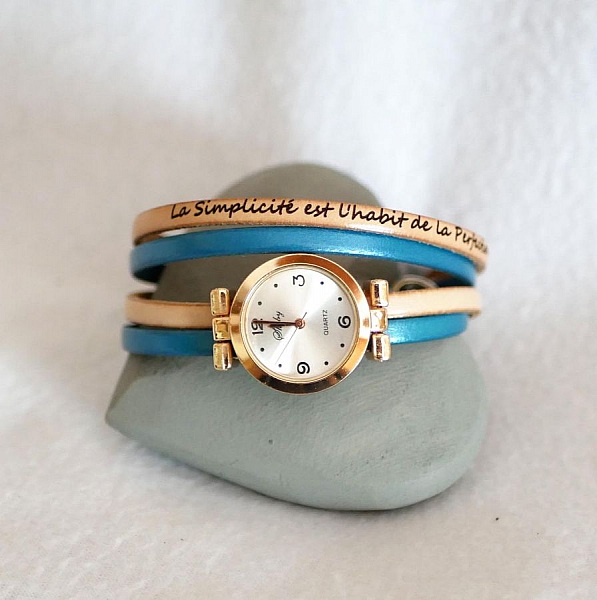 Ur med rosa guld urskive og dobbelt armb&aring;nd til personlig tilpasning