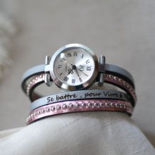 Ur med dobbelt pink metallic læderrem, der kan personliggøres 
