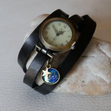 Læderarmbånd ur med blå skæl cabochon