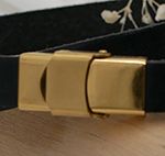 Spænde i guld (+ 2.00 €)